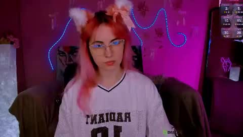 Snapshot of helli_belli chatting on 07-14-26, 07:08 Helli online show from 07-14-26, 07:08