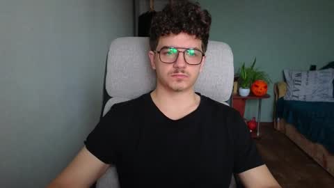 Remy online show from 11-24-25, 09:09