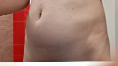 Snapshot of hellokitten123 chatting on 04-10-26, 05:45 hellokitten123 online show from 04-10-26, 05:45