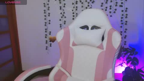 Snapshot of hellokitty_valery1 chatting on 07-23-26, 03:26 hellokitty_valery1 online show from 07-23-26, 03:26