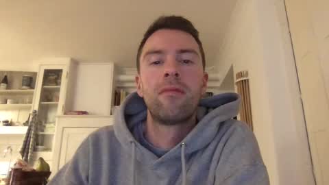 Lucas online show from 02-08-25, 07:16