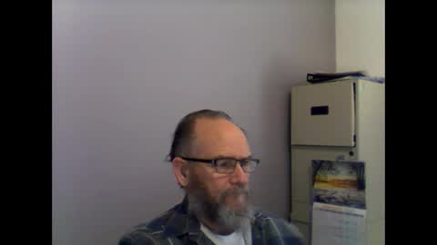 Snapshot of helopilot01 chatting on 01-12-25, 04:50 helopilot01 online show from 01-12-25, 04:50