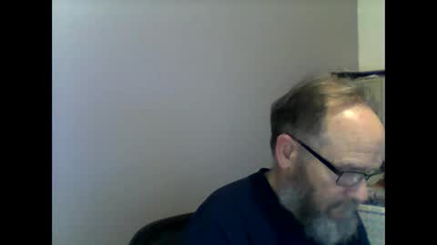 Snapshot of helopilot01 chatting on 01-18-25, 12:35 helopilot01 online show from 01-18-25, 12:35