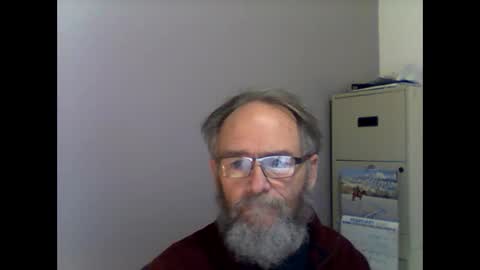 Snapshot of helopilot01 chatting on 02-18-25, 12:37 helopilot01 online show from 02-18-25, 12:37