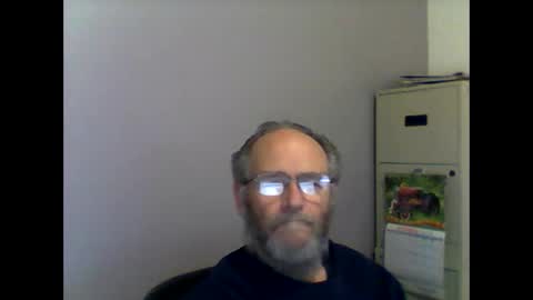 Snapshot of helopilot01 chatting on 10-27-25, 11:20 helopilot01 online show from 10-27-25, 11:20