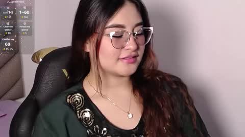 Zahira online show from 10-18-25, 07:25