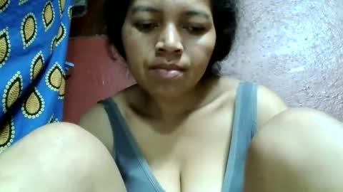 Snapshot of henitsaldy chatting on 10-04-25, 05:44 henitsaldy online show from 10-04-25, 05:44