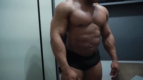 Henri online show from 11-04-25, 01:16