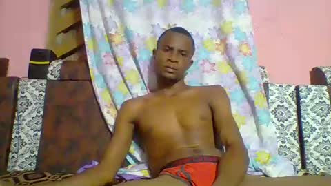 Snapshot of henriotflavien20 chatting on 12-05-24, 06:22 Adrian Honey online show from 12-05-24, 06:22