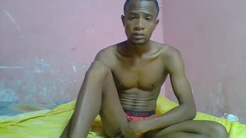 Snapshot of henriotflavien20 chatting on 12-06-24, 02:57 Adrian Honey online show from 12-06-24, 02:57