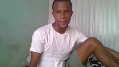 Snapshot of henriotflavien20 chatting on 12-14-24, 06:02 Adrian Honey online show from 12-14-24, 06:02