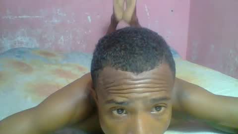 Snapshot of henriotflavien20 chatting on 12-15-24, 05:56 Adrian Honey online show from 12-15-24, 05:56