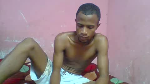 Snapshot of henriotflavien20 chatting on 12-17-24, 05:18 Adrian Honey online show from 12-17-24, 05:18