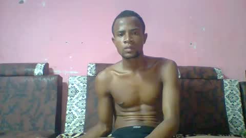 Snapshot of henriotflavien20 chatting on 12-19-24, 08:34 Adrian Honey online show from 12-19-24, 08:34