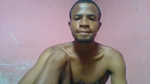 Snapshot of henriotflavien20 chatting on 12-25-24, 04:33 Adrian Honey online show from 12-25-24, 04:33