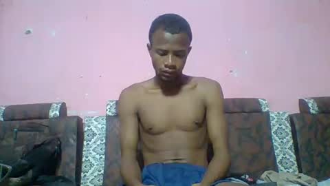 Snapshot of henriotflavien20 chatting on 12-29-24, 04:27 Adrian Honey online show from 12-29-24, 04:27