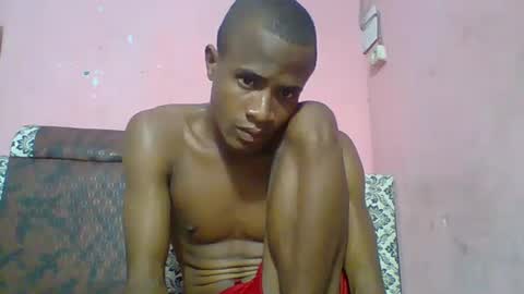 Snapshot of henriotflavien20 chatting on 01-04-25, 08:48 Adrian Honey online show from 01-04-25, 08:48