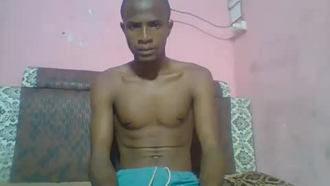 Snapshot of henriotflavien20 chatting on 01-11-25, 05:10 Adrian Honey online show from 01-11-25, 05:10