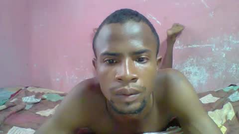 Snapshot of henriotflavien20 chatting on 01-24-25, 08:02 Adrian Honey online show from 01-24-25, 08:02