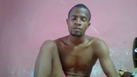 Snapshot of henriotflavien20 chatting on 01-24-25, 11:04 Adrian Honey online show from 01-24-25, 11:04