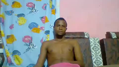 Snapshot of henriotflavien20 chatting on 01-30-25, 04:27 Adrian Honey online show from 01-30-25, 04:27