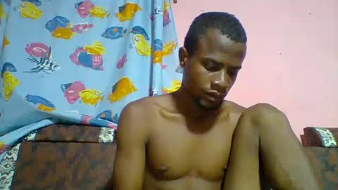 Snapshot of henriotflavien20 chatting on 02-05-25, 05:20 Adrian Honey online show from 02-05-25, 05:20