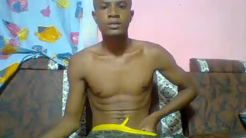 Snapshot of henriotflavien20 chatting on 02-09-25, 04:14 Adrian Honey online show from 02-09-25, 04:14