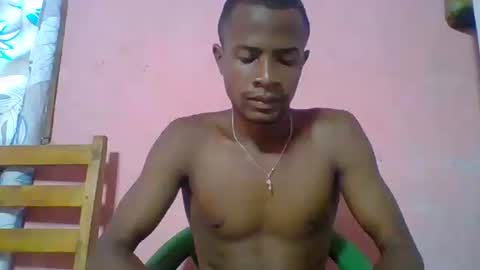 Snapshot of henriotflavien20 chatting on 02-19-25, 05:16 Adrian Honey online show from 02-19-25, 05:16