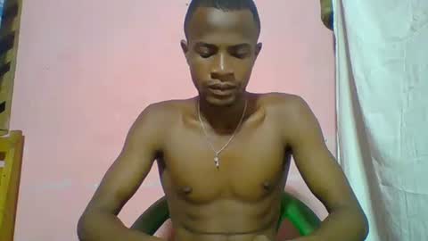 Snapshot of henriotflavien20 chatting on 02-20-25, 05:12 Adrian Honey online show from 02-20-25, 05:12