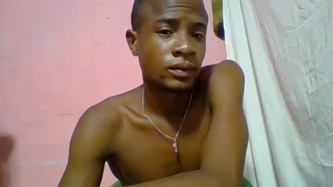 Snapshot of henriotflavien20 chatting on 02-21-25, 04:07 Adrian Honey online show from 02-21-25, 04:07