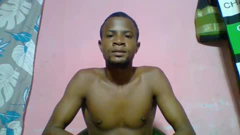 Snapshot of henriotflavien20 chatting on 03-07-25, 05:08 Adrian Honey online show from 03-07-25, 05:08