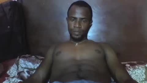 Snapshot of henriotflavien20 chatting on 11-02-25, 09:33 Adrian Honey online show from 11-02-25, 09:33