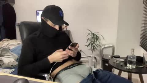 henriquemadaleno online show from 09-27-25, 02:38