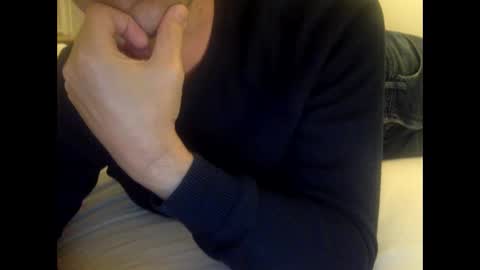 Henryhipster  sub  spank useme new Europe Twink kiss first fit kinky naughty online show from 10-15-25, 06:19