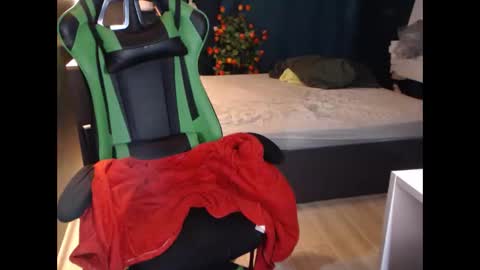 Hentaishiing online show from 11-13-25, 11:36