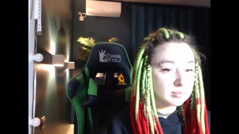 Hentaishiing online show from 04-16-26, 06:09