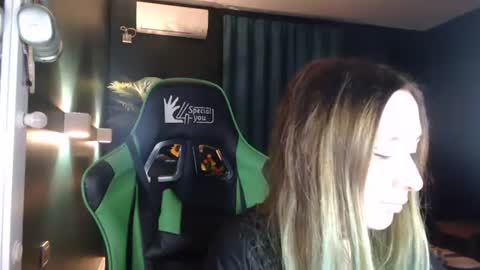 Hentaishiing online show from 07-27-26, 06:26