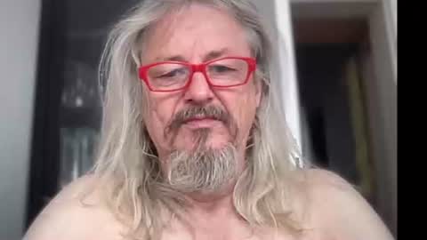 Snapshot of herbiebaby chatting on 10-03-25, 08:55 herbiebaby online show from 10-03-25, 08:55