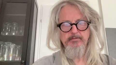 Snapshot of herbiebaby chatting on 04-10-26, 11:26 herbiebaby online show from 04-10-26, 11:26