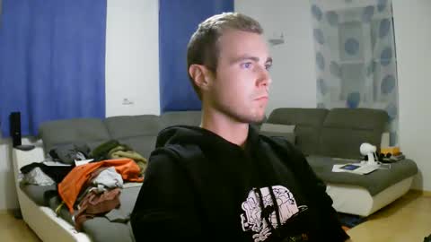 John Pearl online show from 10-26-25, 08:15