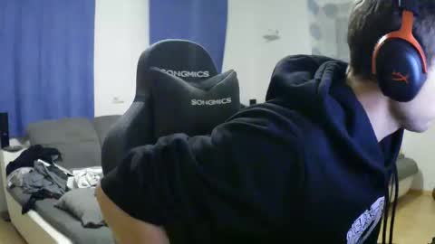 John Pearl online show from 11-22-25, 05:34