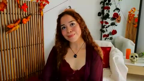 hercyqueen online show from 10-28-25, 01:36