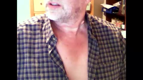 Snapshot of hereford66 chatting on 09-09-25, 04:39 hereford66 online show from 09-09-25, 04:39