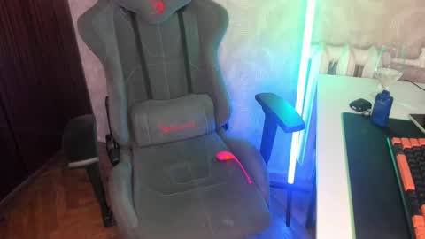 Snapshot of herefordcam chatting on 02-04-25, 06:14 herefordcam online show from 02-04-25, 06:14