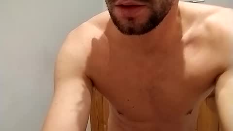 Snapshot of hereforus234 chatting on 11-29-25, 01:03 hereforus234 online show from 11-29-25, 01:03