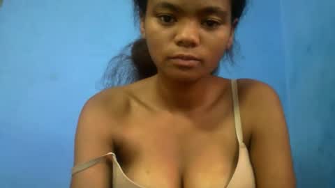 herisse01 online show from 04-12-26, 04:17