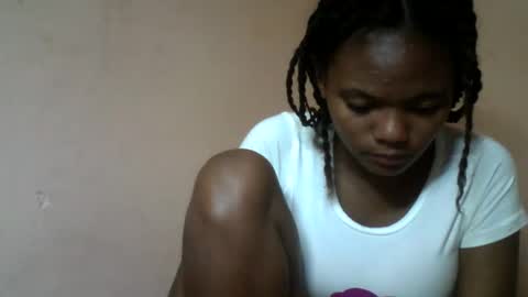 Snapshot of herisse01 chatting on 06-02-26, 06:32 herisse01 online show from 06-02-26, 06:32