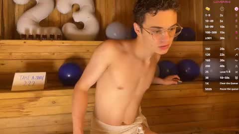 Snapshot of herman_gross chatting on 07-07-26, 08:18 herman_gross online show from 07-07-26, 08:18