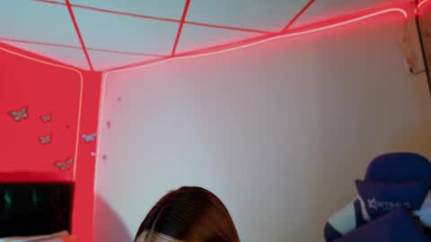 Snapshot of hermione_blonde chatting on 02-02-26, 04:49 hermione_blonde online show from 02-02-26, 04:49