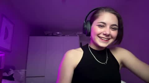 Juliana online show from 04-16-26, 04:41